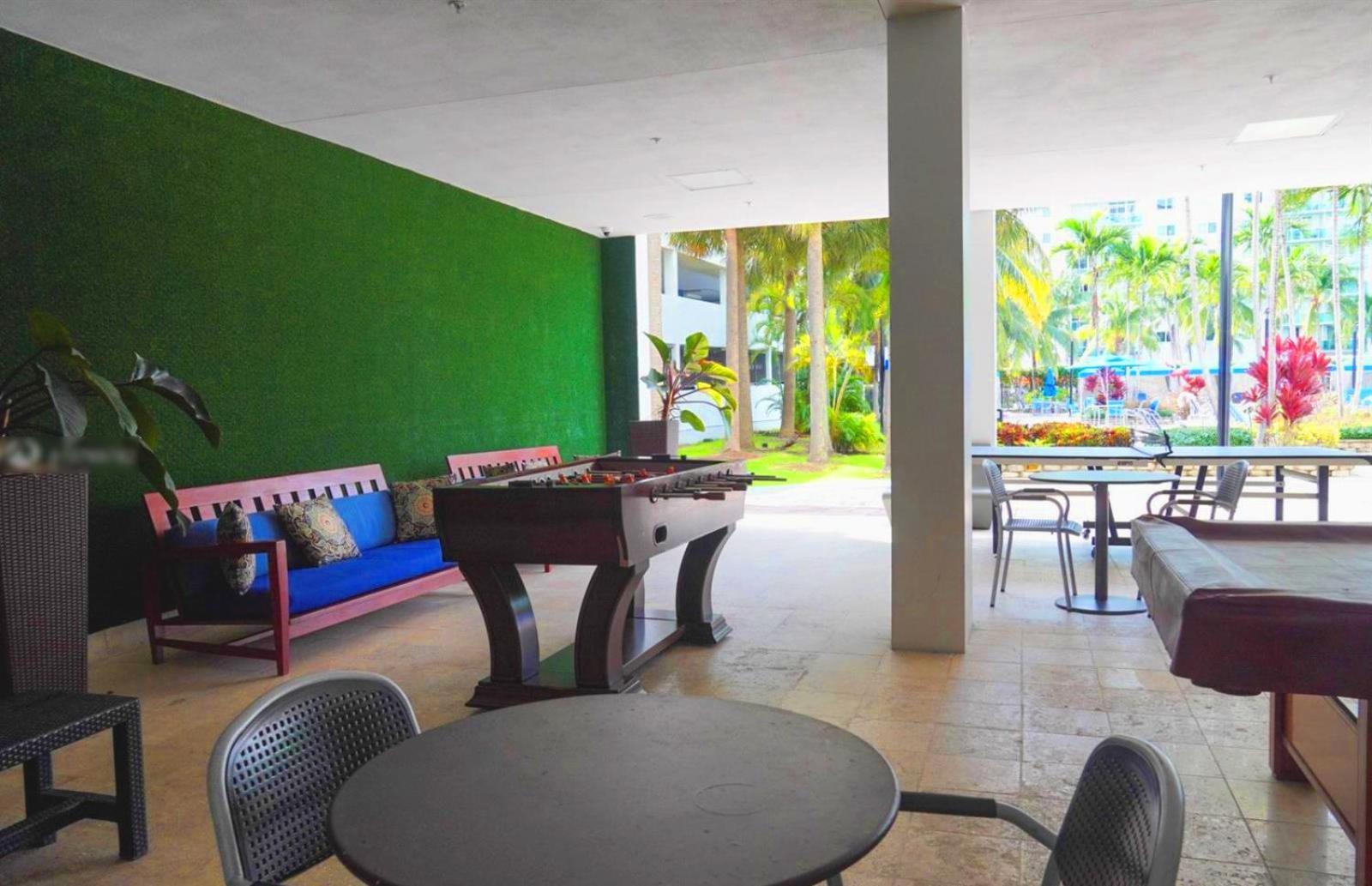 Sunny Isles, Life! Parking Included Apartamento