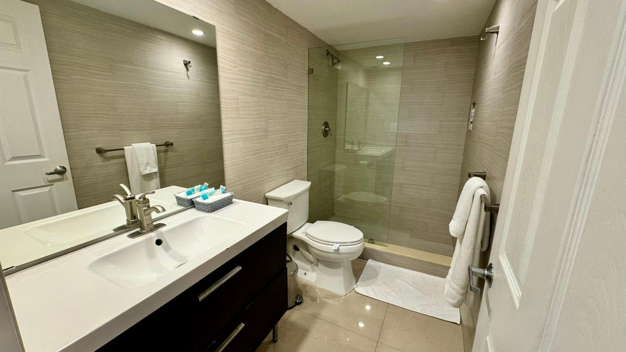 Sunny Isles, Life! Parking Included Apartamento Miami Beach