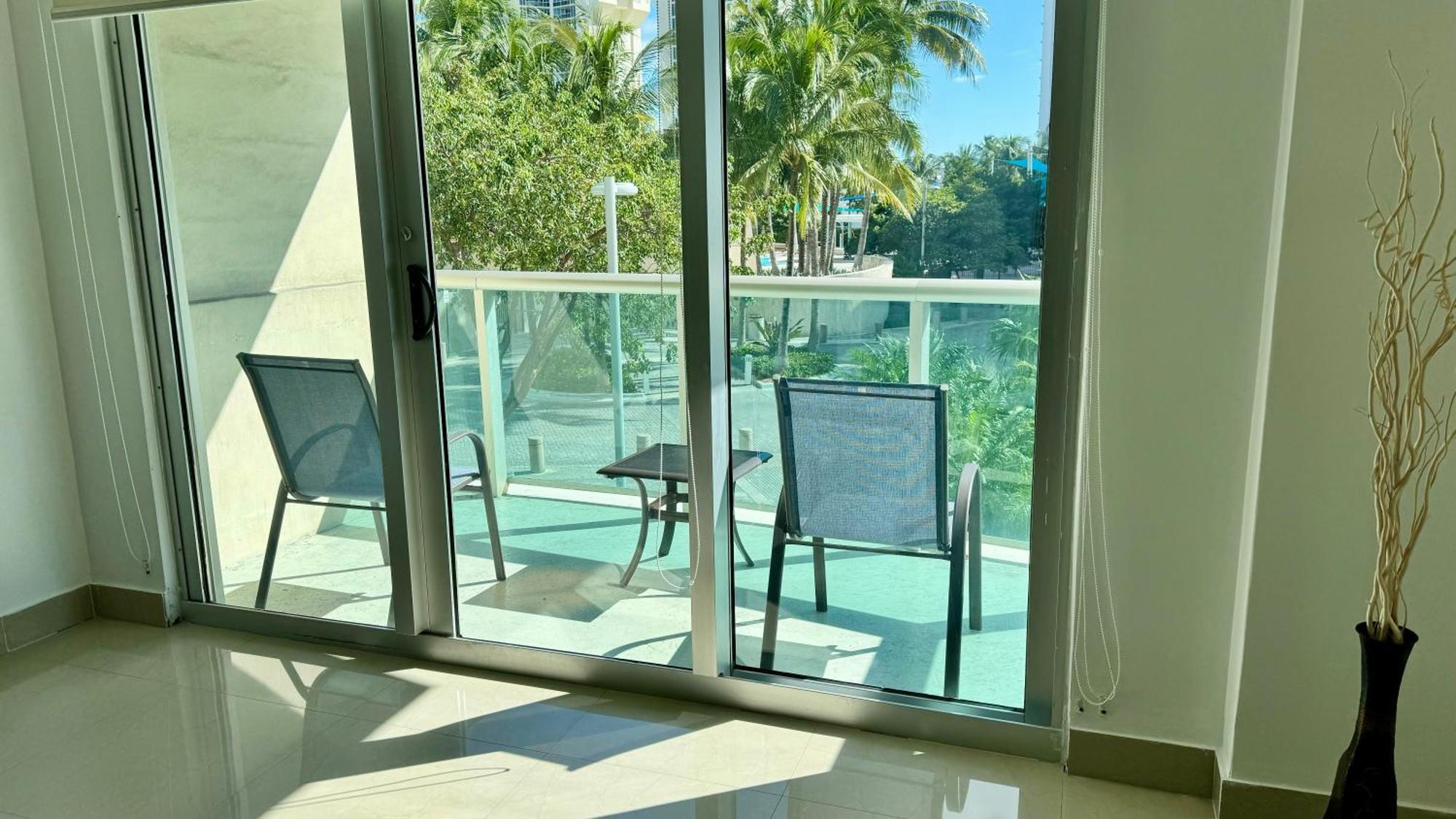 Apartamento Sunny Isles, Life! Parking Included Miami Beach